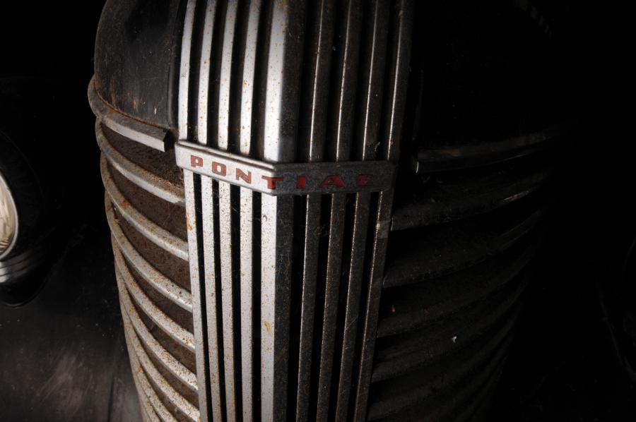  Pontiac Six 2-Door Sedan 1938 года  (фото 6 из 8)